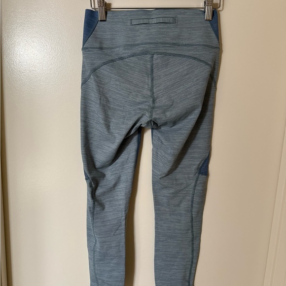 Blue Outdoor Voices 3/4 Warmup Legging Athleisure Athletic Capri Yoga & Workout - Picture 2 of 3